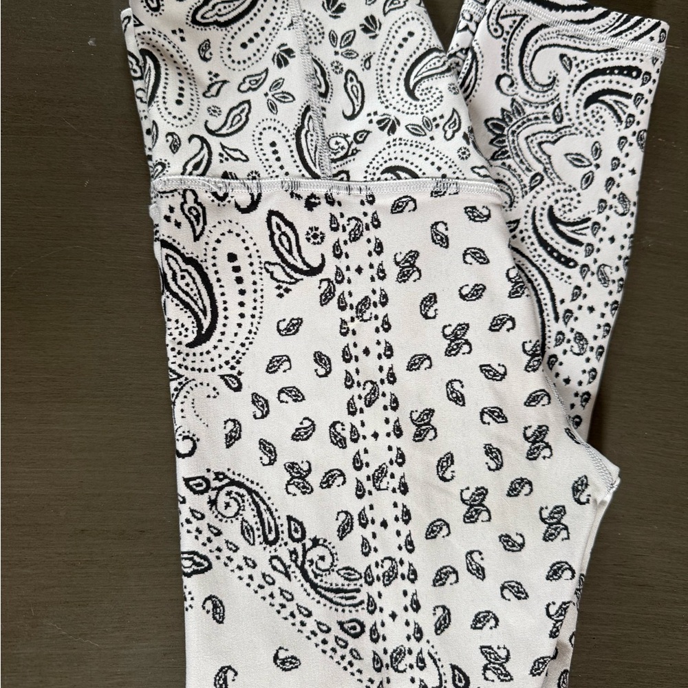Athleta Black and White Paisley Leggings